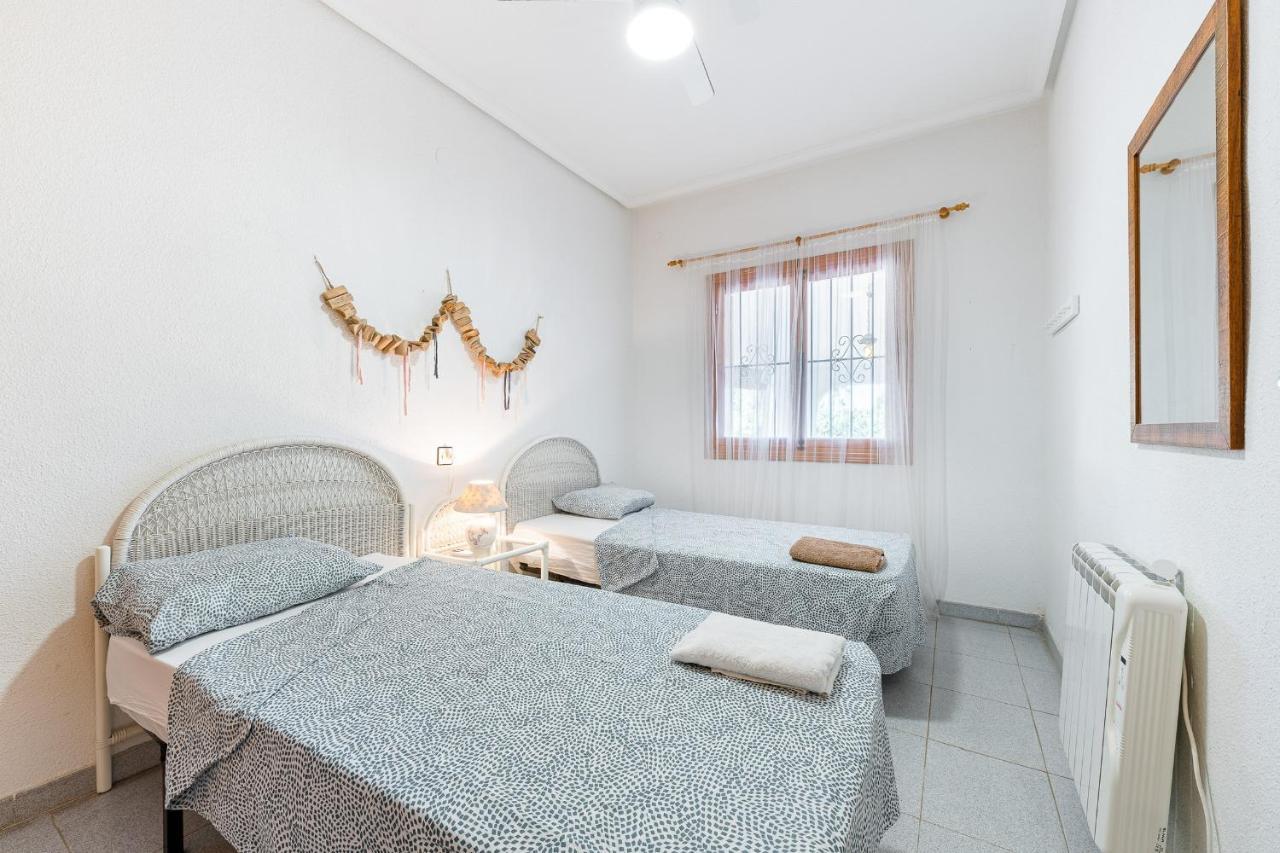 Chalet Mayor Zenia Beach 奥里韦拉 外观 照片