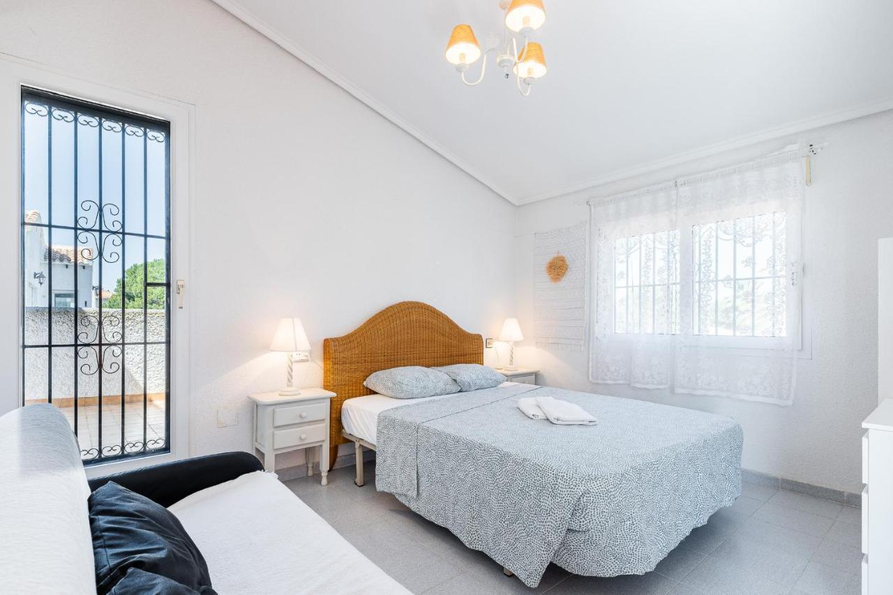 Chalet Mayor Zenia Beach 奥里韦拉 外观 照片
